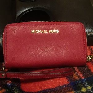 Michael kors wallet